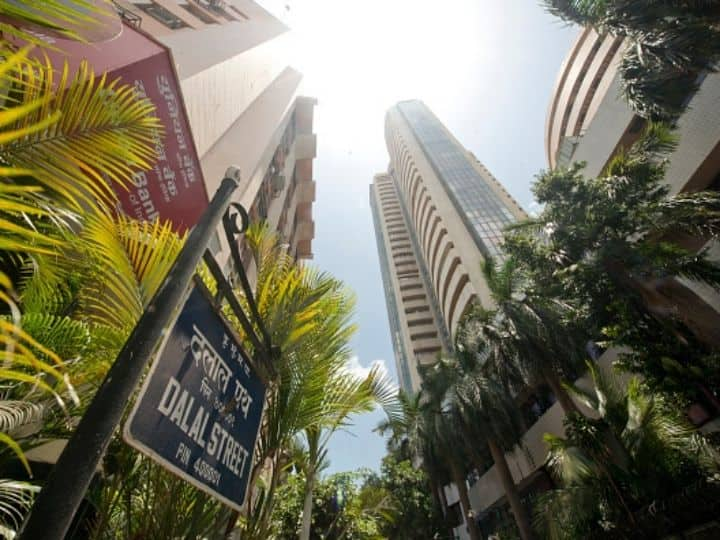 Stock Market: Sensex Rises 746 Points, Nifty Trades At 17,173; Nifty Auto, FMCG Lead